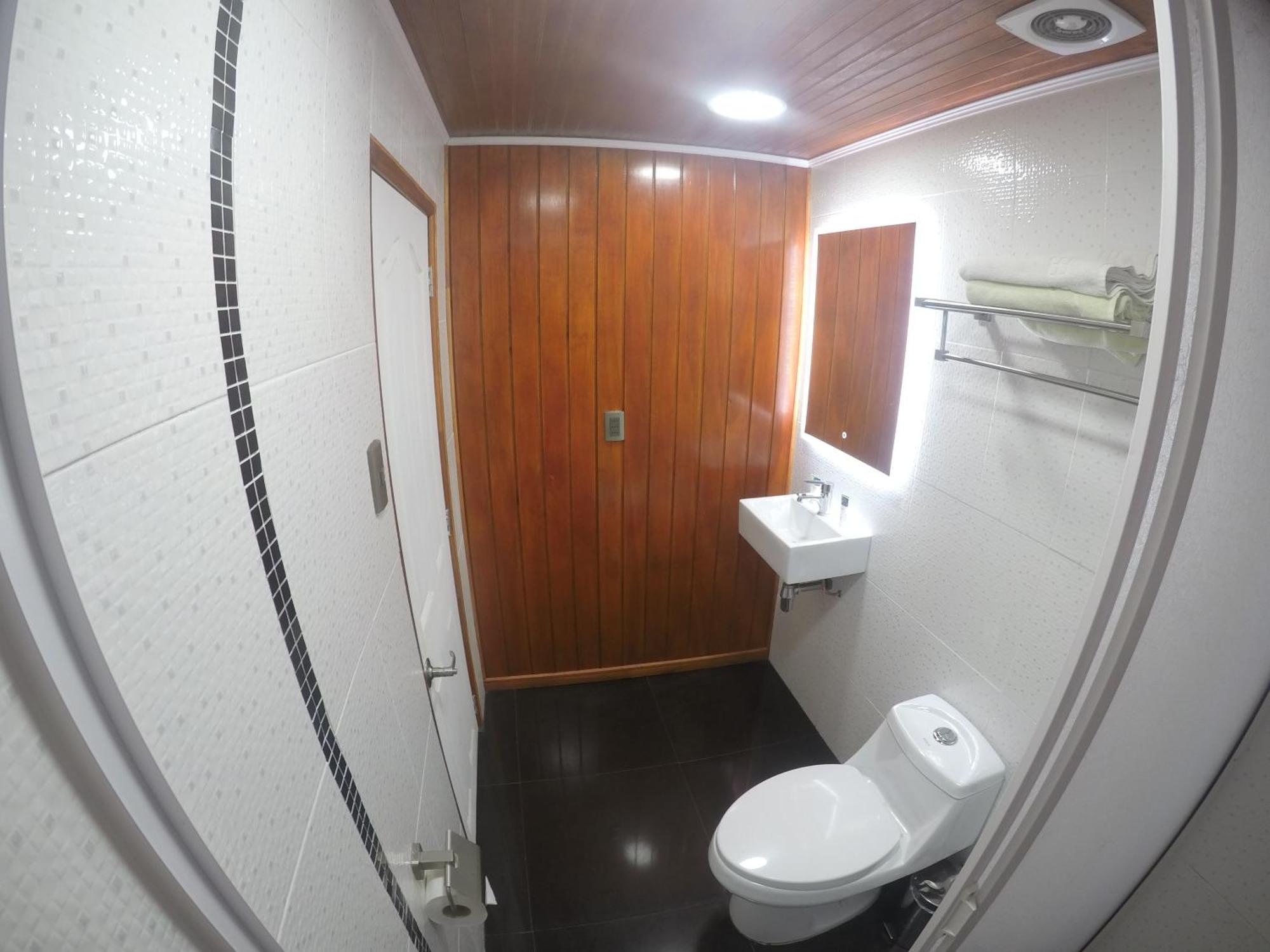 Voy Hostales - Poniente Vina del Mar Ngoại thất bức ảnh